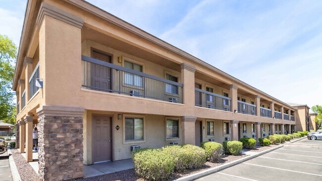 Residence at Tolleson Apartments For Rent in Phoenix, AZ