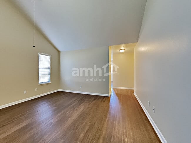 Photo - 1633 Jo Ann Dr