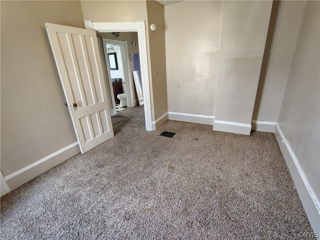 Photo - 2331 Midland Ave