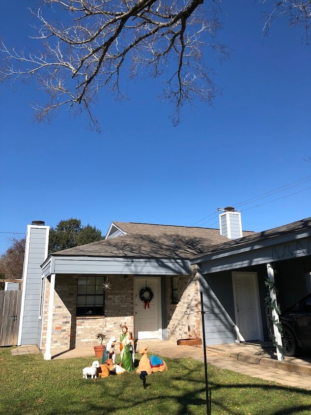 Photo - 643 San Mario Ct (College Station, TX)