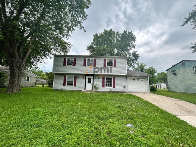 Building Photo - 385 Briarwood Dr