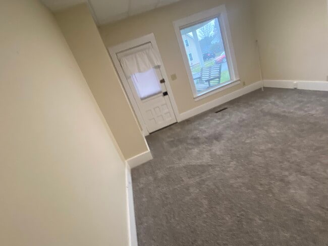 Photo - 242 2nd St SW Unit 242