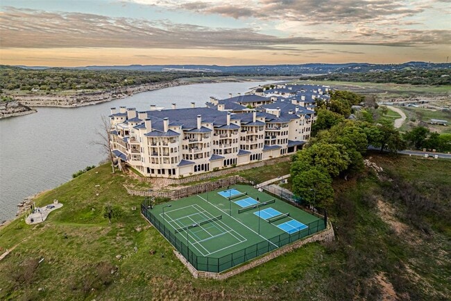 Building Photo - 3404 American Dr Unit 2305