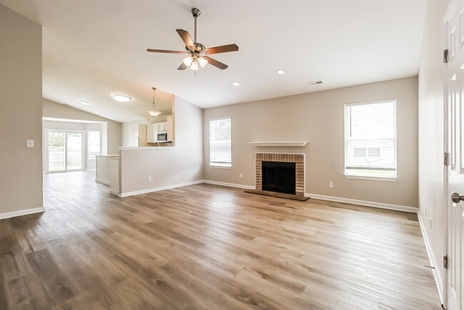 Photo - 6430 Glory Maple Ln