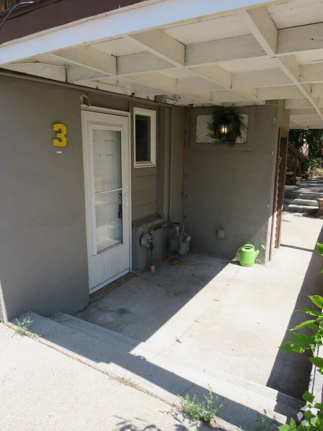 Building Photo - 201 S 26th St Unit 201 South 26th Street #3 Rental