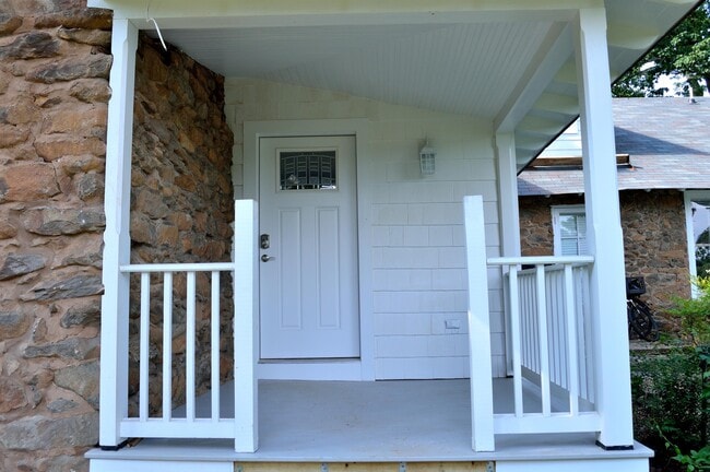 Photo - 214 Stribling Ave