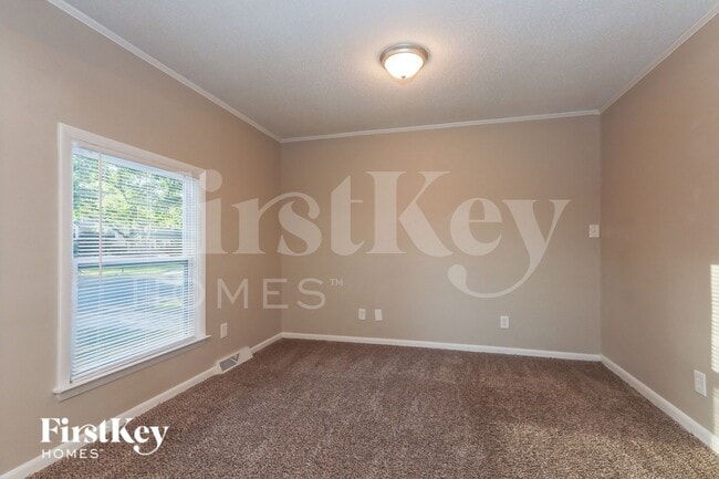 Photo - 8508 Woodthorn Pl
