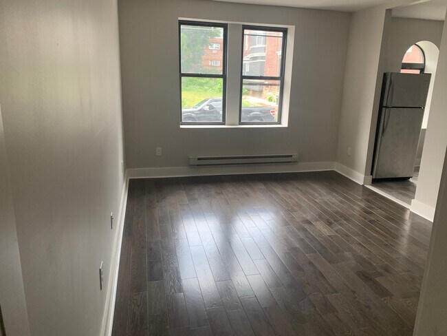 2a - 5101-5107 N 12th St