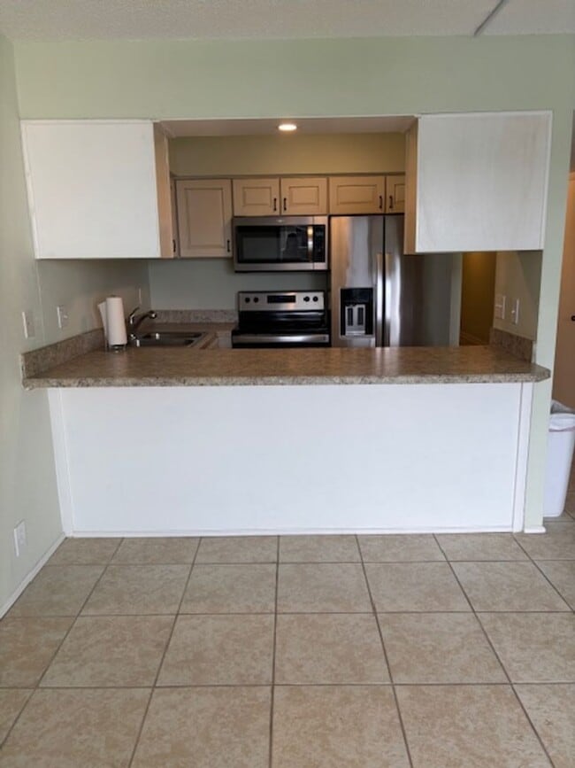 Photo - Amazing Community - HIDDEN GEM! Live Across Daytona Beach Inc Water, Internet & Cable (7-12 mo le... Unit 409