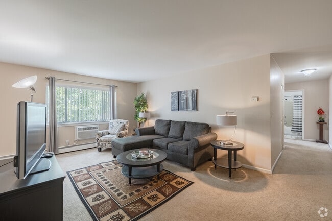 Interior Photo - Heritage Arms