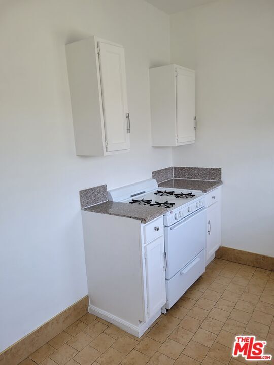 Photo - 1706 Arlington Ave Unit 11