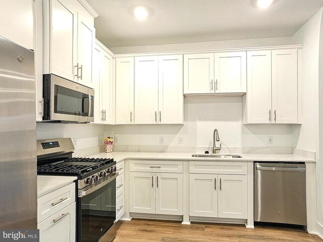 Photo - 2107 Prince Hall Dr
