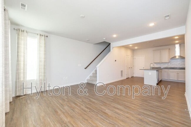 Photo - 5920 Whitehurst Ln