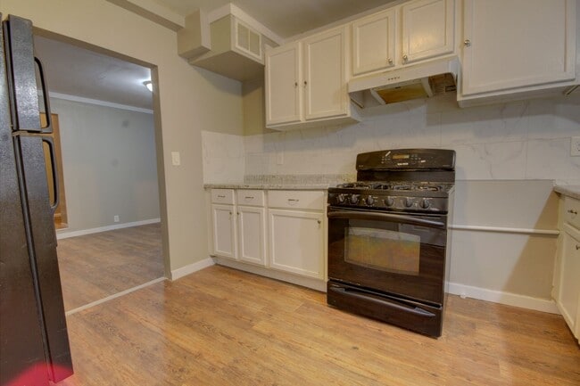 Photo - 4 bed, 2 bath home
