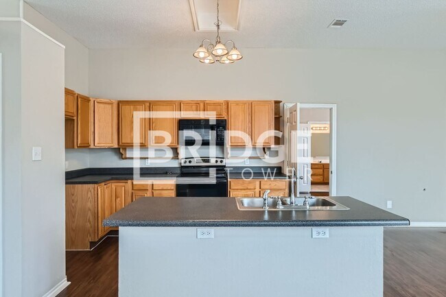 Photo - 5908 Firethorn Dr