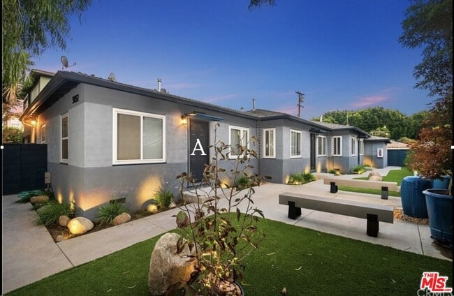 Building Photo - 3032 Exposition Blvd Unit A