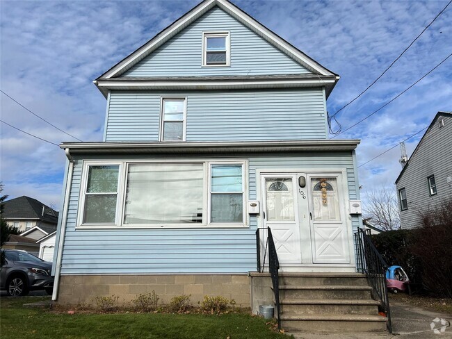 Building Photo - 106 Jackson Ave Rental