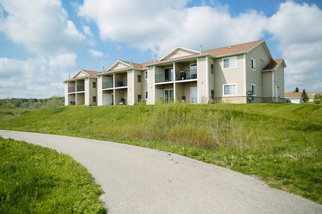 Meadow Ridge Apartments - Meadow Ridge Apartments