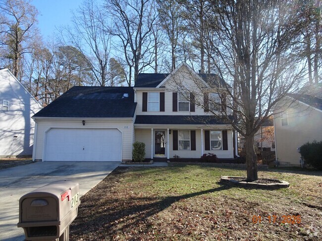 Building Photo - 4 Bedrooms Single Home in Lees Mill Newpor...