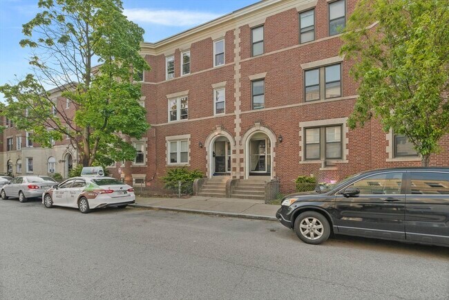 Photo - 70 Empire St Unit 1