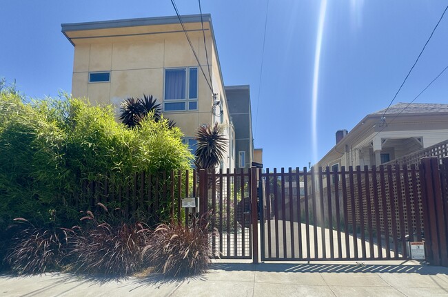 Photo - 3904 Ruby St Unidad 4 Rental
