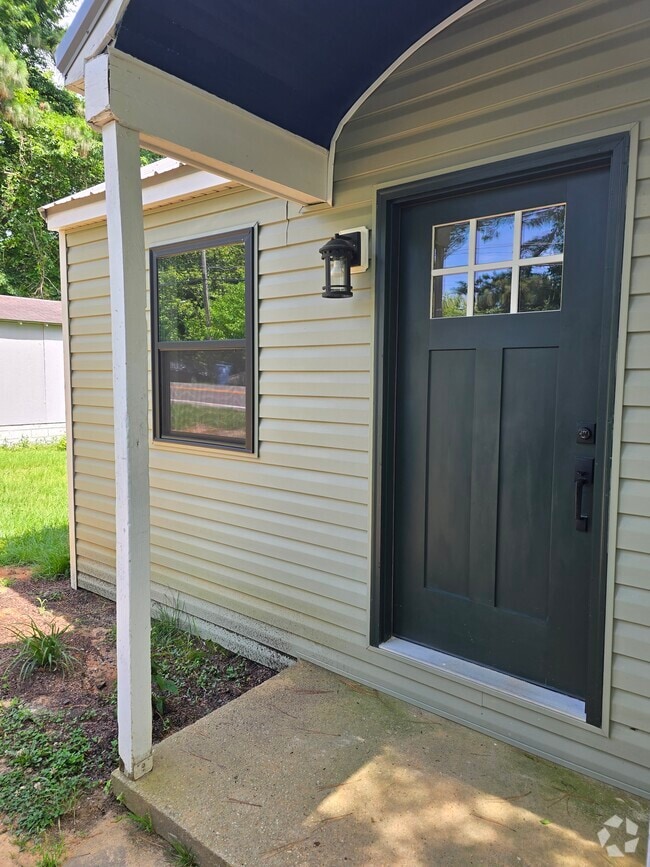 Building Photo - 479 Dowd Rd Rental