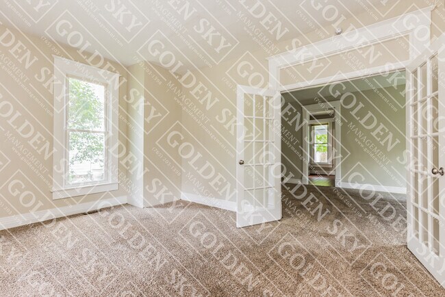Photo - 316 N Vine St