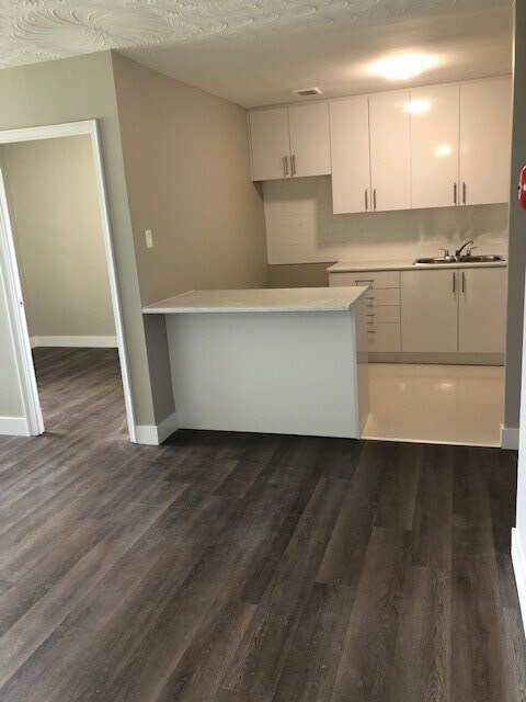 Photo - 2313 Islington Ave