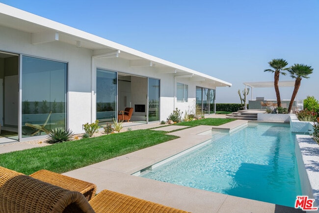 Building Photo - 1227 Tellem Dr