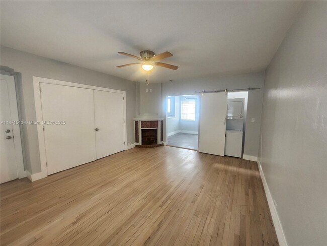 Photo - 1557 Euclid Ave Unidad 2