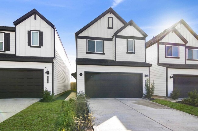 Building Photo - 12233 City Rose Ct