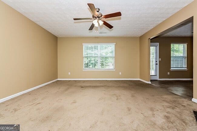 Photo - 257 Long Dr