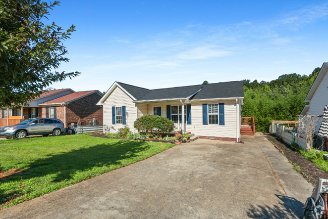 Building Photo - 515 Warbler Ct Rental