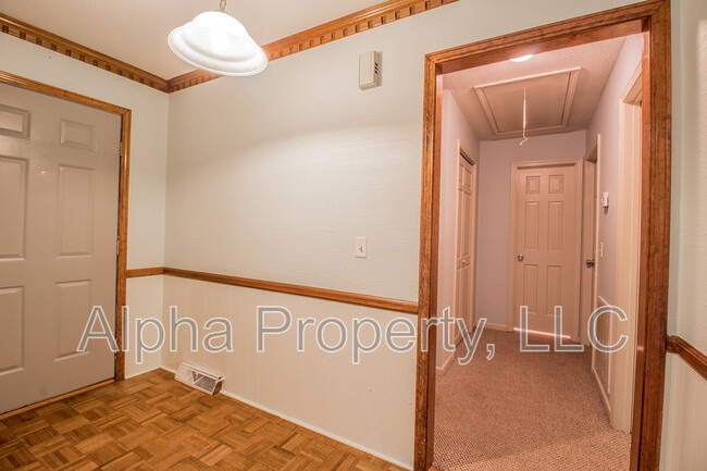 Photo - 102 Ticonderoga Dr