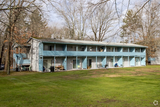 1BR, 1 BA - 490SF