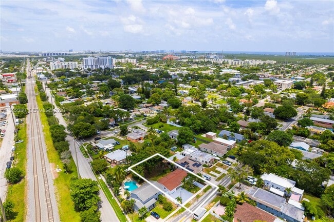 Photo - 254 SW 4th St