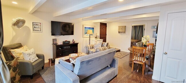 Photo - 3205 Ocean Front Walk Unidad 2