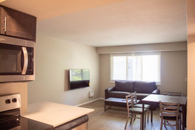 Photo - 57 E John - Offboarded 01/14/2025