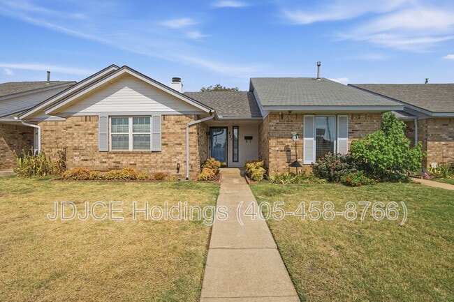 431 W Curtis Dr