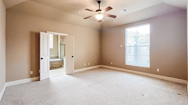 Photo - 2418 Ralph St