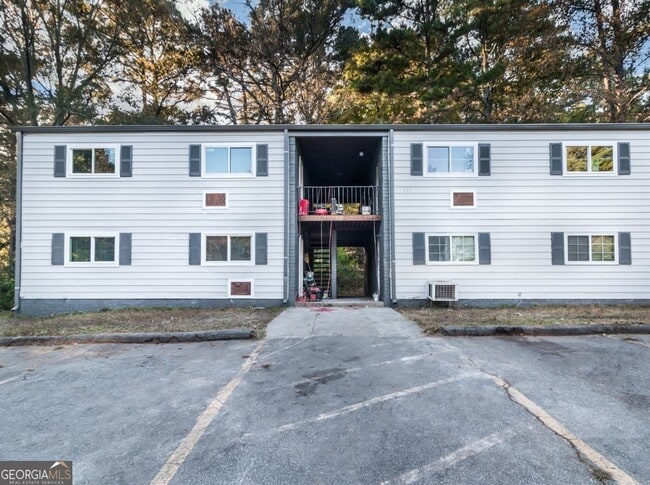 Building Photo - 511 Gresham Park Dr