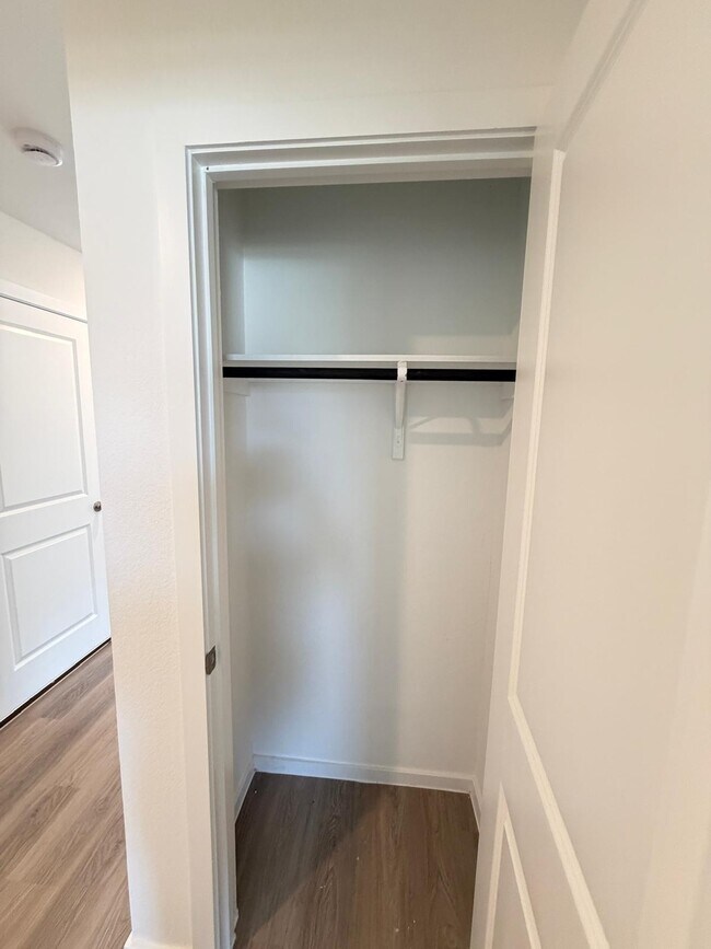 Photo - 40730 Barley Straw Dr