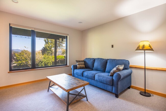 Building Photo - 2240 Sherman Ave Unit ID1247411P Rental