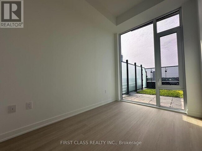 Photo - 15 David Salomon Drive Unité 703