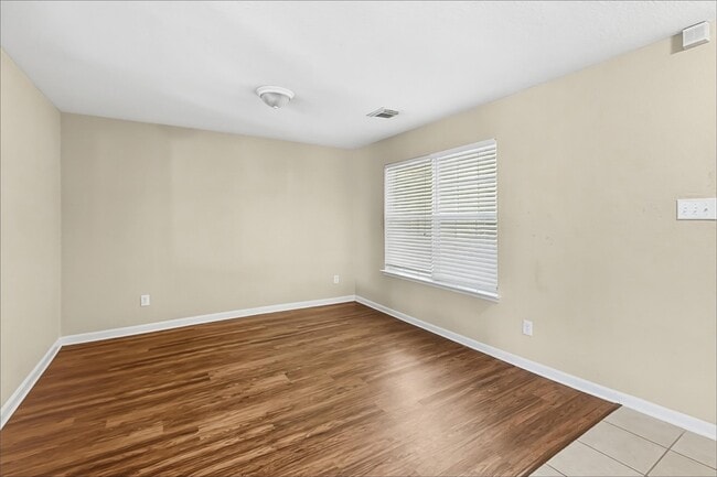 Photo - 3846 Clobourne Crossing Ln