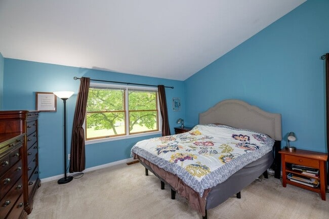 Photo - 5 Arrowood Ln