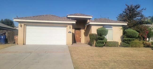 Building Photo - 3626 Azure Dr Rental