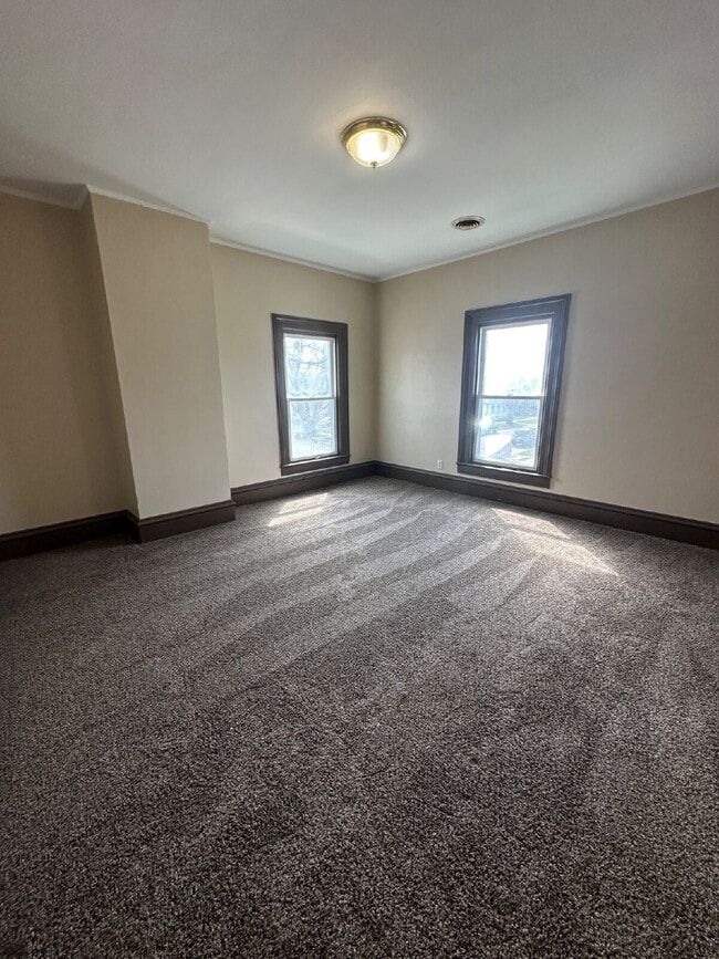 Photo - 802 McKinley St