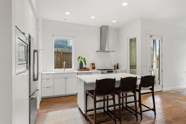 Photo - 3812 Wadford St