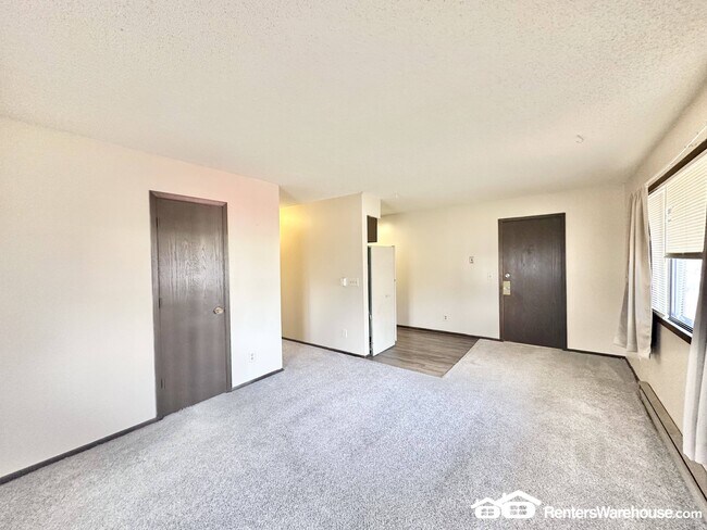 Photo - 206 N Madison St